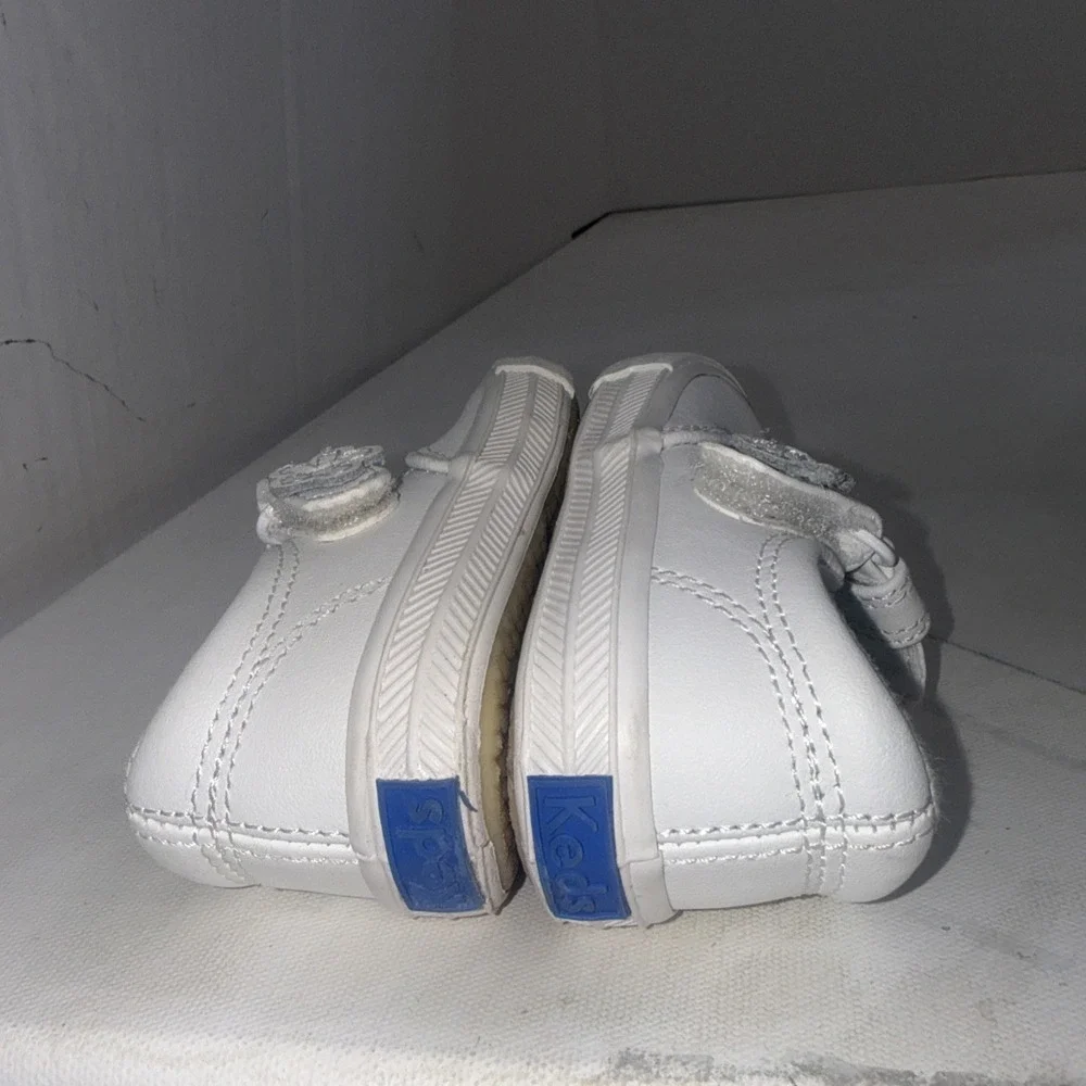 Keds Toddler Size 5 Daphne T-Strap Classic White Leather Mary Jane Girls Walking